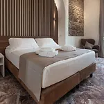 Flat 285 La Rome