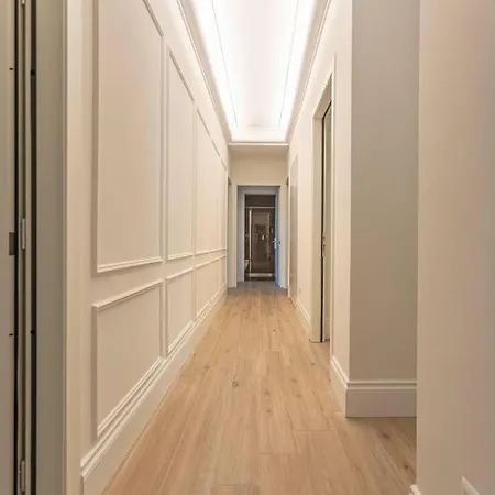 Flat 285 La 4* Roma