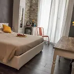 Flat 285 La 4* רומא