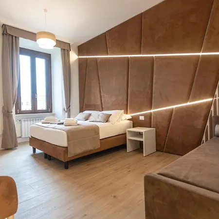 Flat 285 La Vendégház 4*